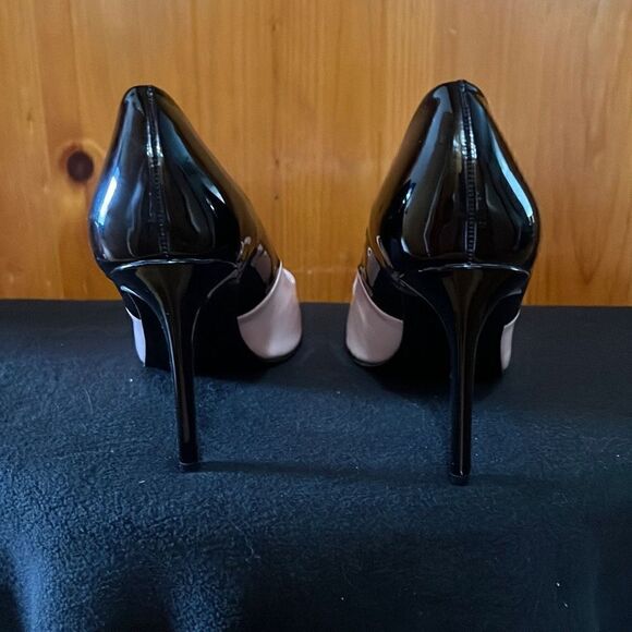 Jennifer Lopez Women's Pink Black Pointed Toe Patent Leather Heel Pumps - Picture 5 of 16